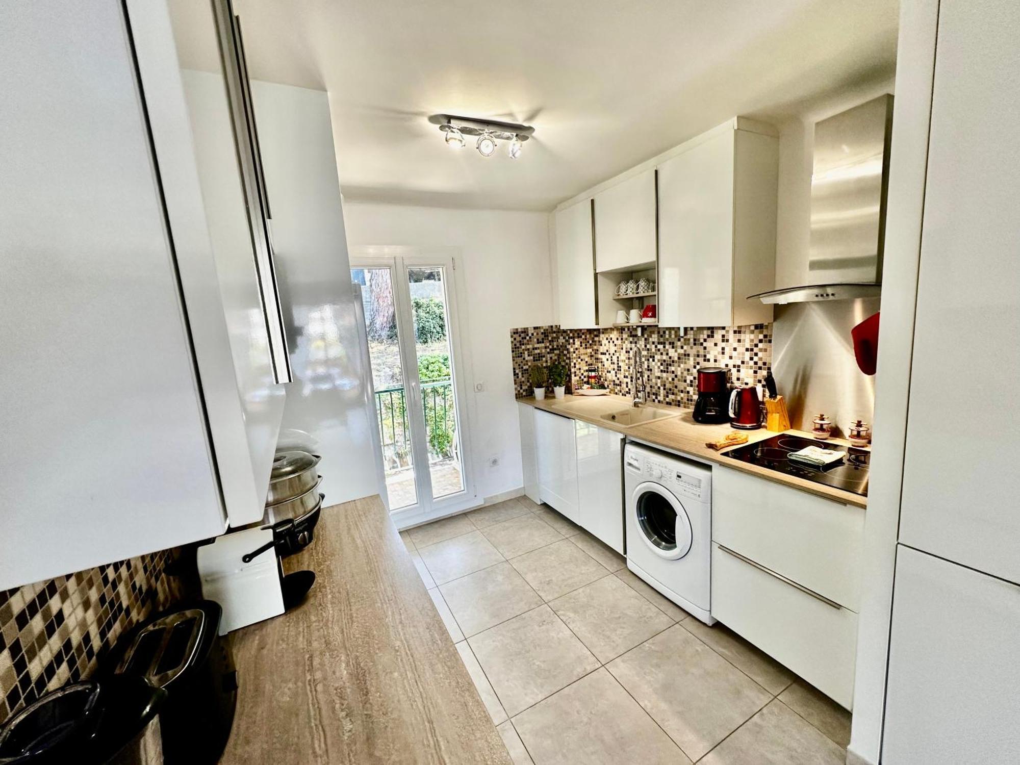 Cassis Village Options Parking And Baby Exterior foto